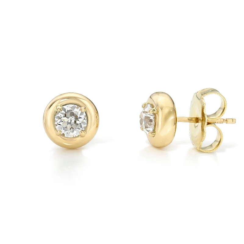 Trendy Square Earrings For Bold Looks-RANDI STUDS