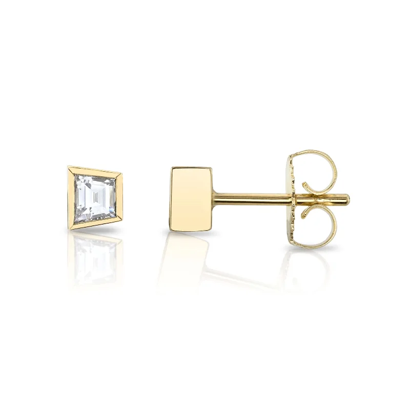 Bold Gold Earrings For Fashion Forward-SLOANE STUDS