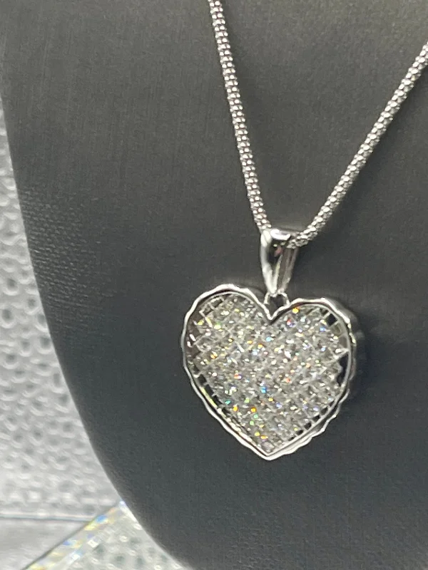 Sparkling Pendant Necklaces For Evening Fashion-Ladies 14 karat White Gold Princess Cut Diamond Heart Pendant